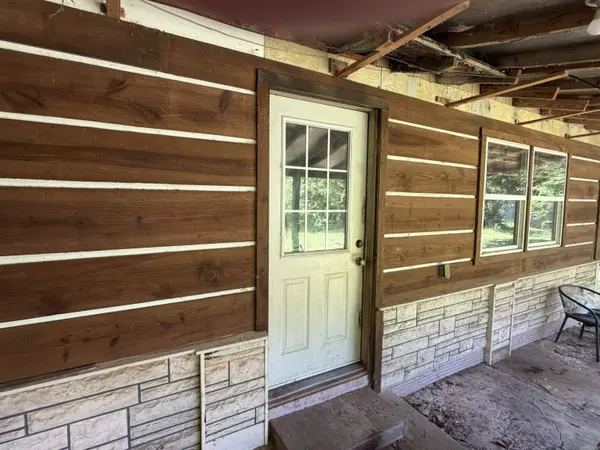 220 Polk Road 18, Cove, AR 71937-9999