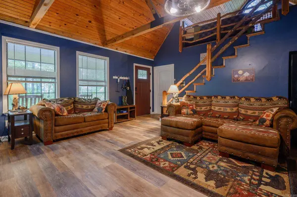 193 Shanendoah Lane, Mena, AR 71953
