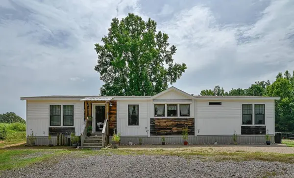 938 Ballpark Road, Mount Ida, AR 71957