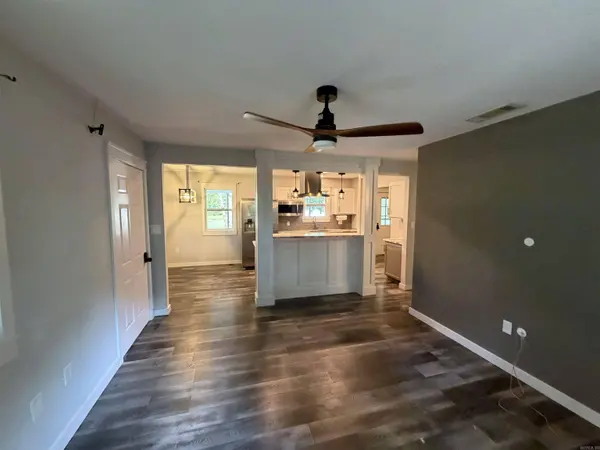 404 Deridder Avenue, Mena, AR 71953-9999