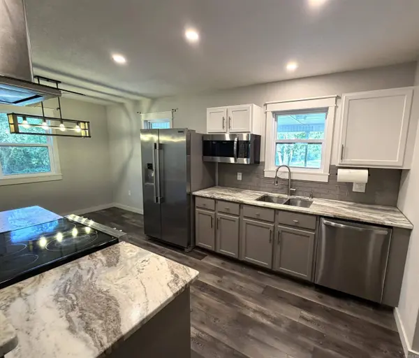 404 Deridder Avenue, Mena, AR 71953-9999