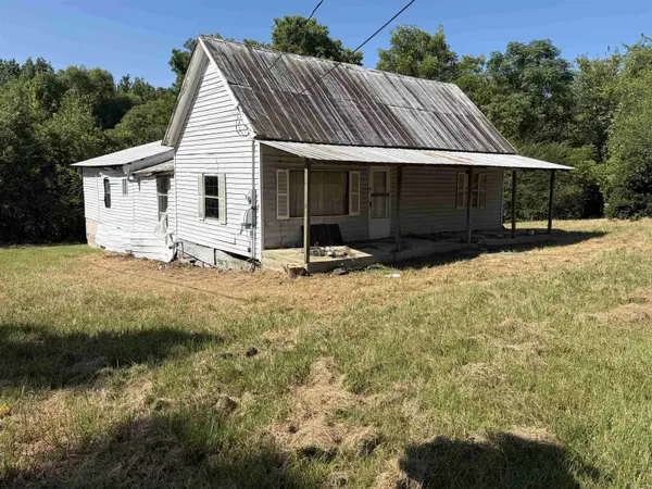 407 Deridder Avenue, Mena, AR 71953