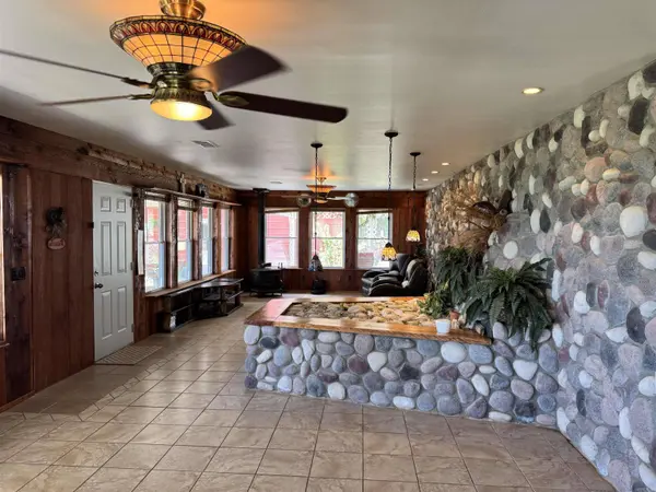 219 Shanendoah Lane, Mena, AR 71953
