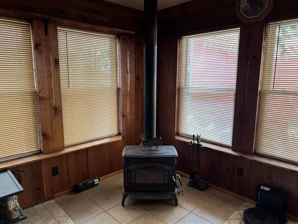 219 Shanendoah Lane, Mena, AR 71953
