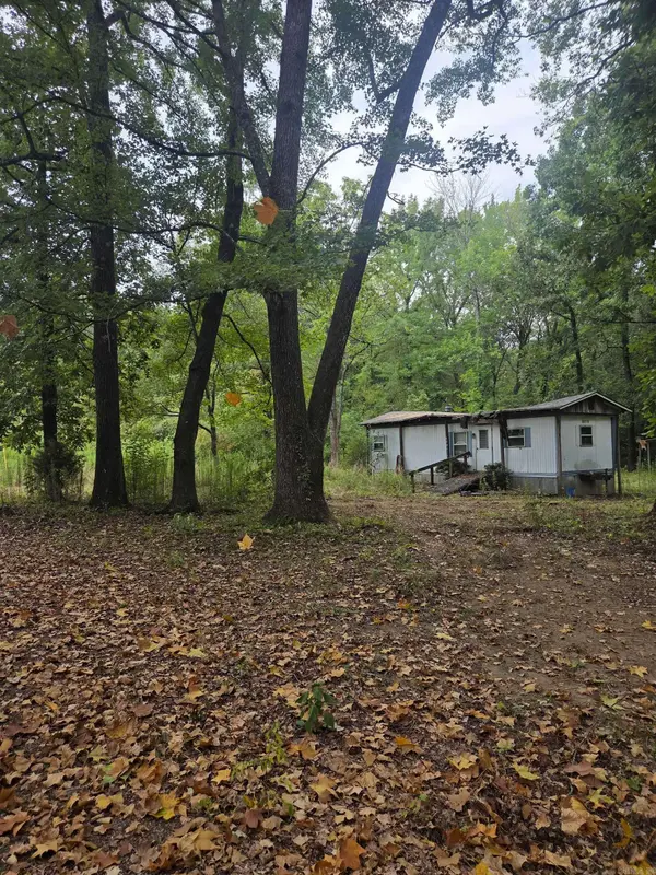 4901 Lakewood Road, Waldron, AR 72958