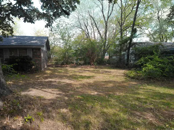 211 N Polk St., Mena, AR 71953