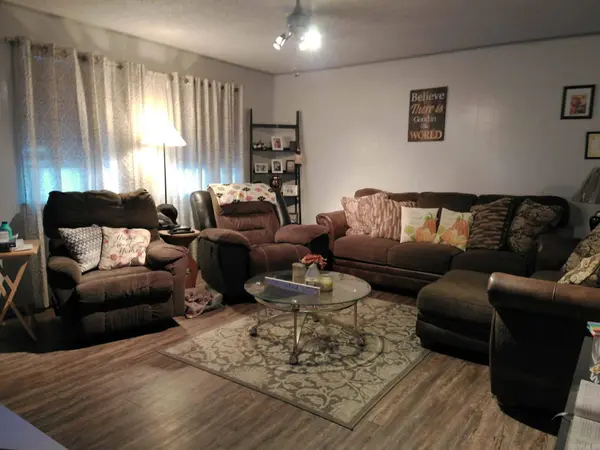 211 N Polk St., Mena, AR 71953