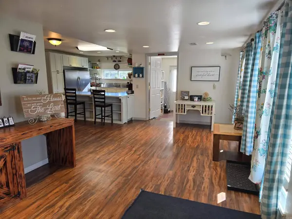 105 Polk Road 282, Hatfield, AR 71945