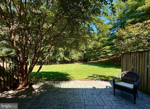 8539 PINE MEADOWS DR, Odenton, MD 21113