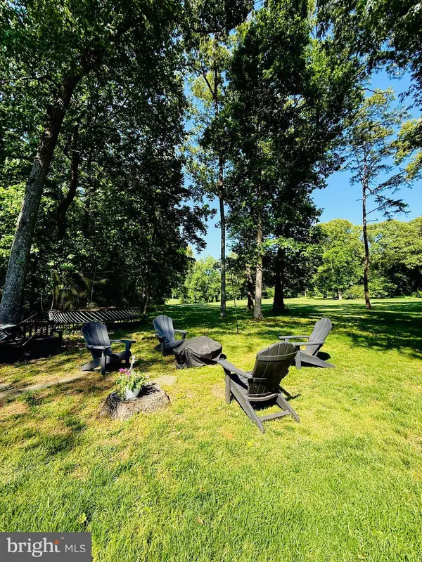 1703 CROFTON PKWY, Crofton, MD 21114