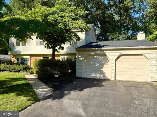 1703 CROFTON PKWY, Crofton, MD 21114