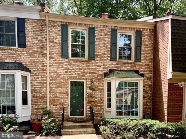 1686 ALBERMARLE DR, Crofton, MD 21114