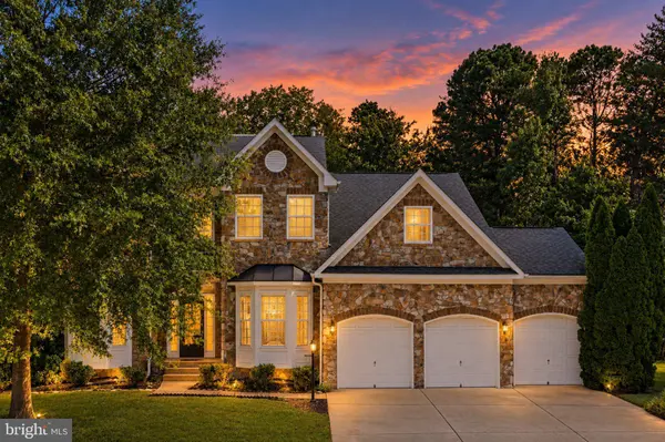 8221 ANGLERS EDGE CT