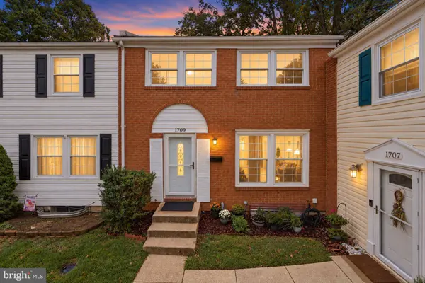 1709 GABRIEL CT
