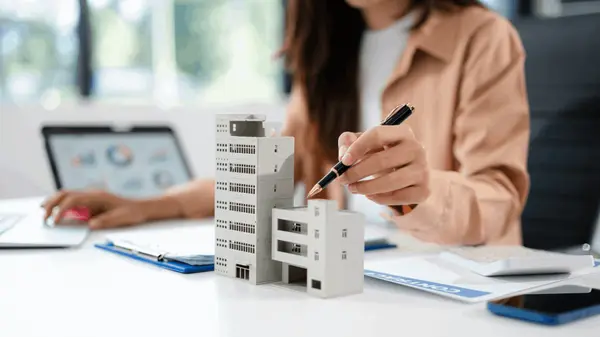 What to Expect from a Seller’s Consultation in Today’s Mansfield Real Estate Market,Beth Steinke