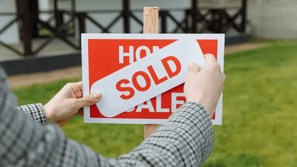 Why Mansfield Real Estate is So Popular,Beth Steinke