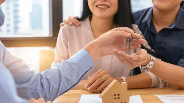 Who are the top-rated real estate agents near me in Mansfield, Texas?,Beth Steinke