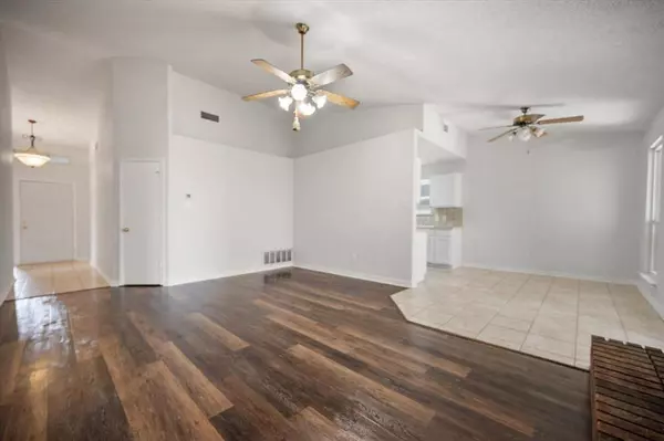 7537 Down Hill Drive, Fort Worth, TX 76120