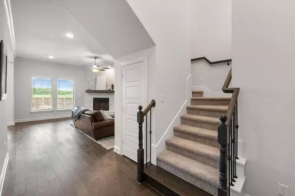 1703 Furrow Lane, Mansfield, TX 76063