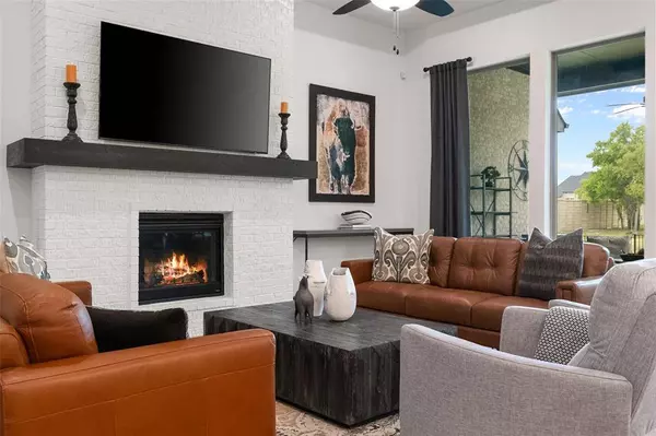 1804 Rockwood Lane, Mansfield, TX 76063