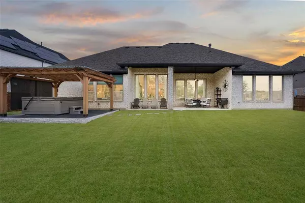 1804 Rockwood Lane, Mansfield, TX 76063