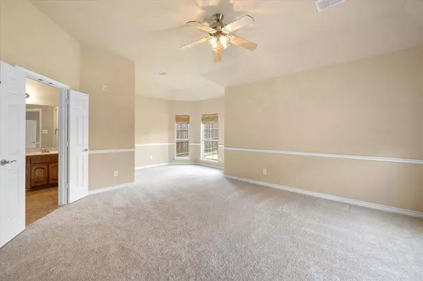 304 Adobe Lilly Court, Mansfield, TX 76063