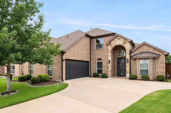 2604 Grand Colonial Street, Grand Prairie, TX 75054