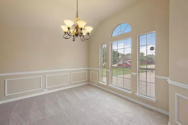 304 Adobe Lilly Court, Mansfield, TX 76063