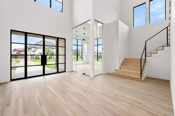 1106 Knoll Crest Drive, Mansfield, TX 76063