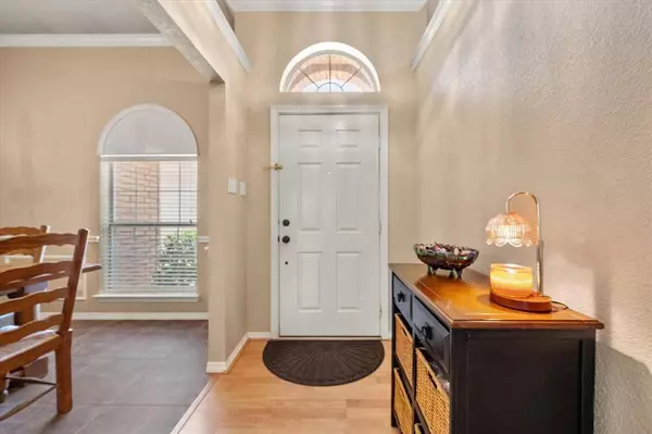 1263 Leanne Court, Kennedale, TX 76060