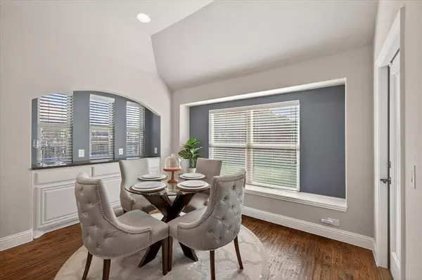 4208 Carnation Lane, Mansfield, TX 76063