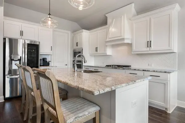 2515 Wallingford Drive, Mansfield, TX 76084