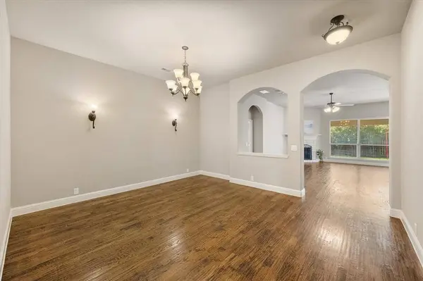 4206 Poppy Drive, Mansfield, TX 76063