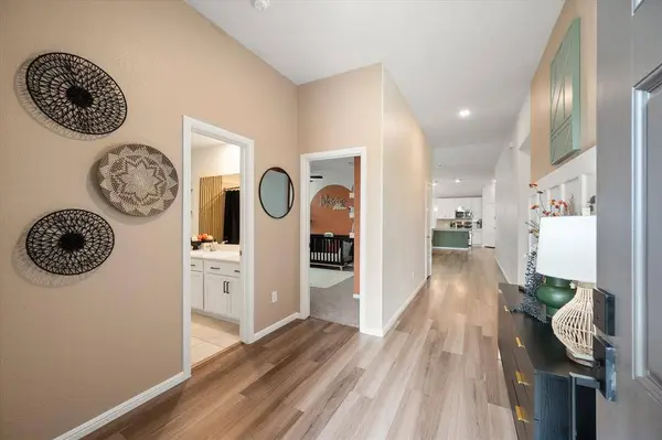 3905 Lombardy Drive, Venus, TX 76084