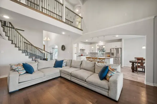 4401 De Bourgh Lane, Mansfield, TX 76063