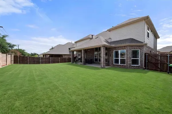4401 De Bourgh Lane, Mansfield, TX 76063