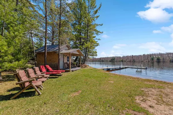 W10095 Miscauno Island Lane, Daggett, MI 49821