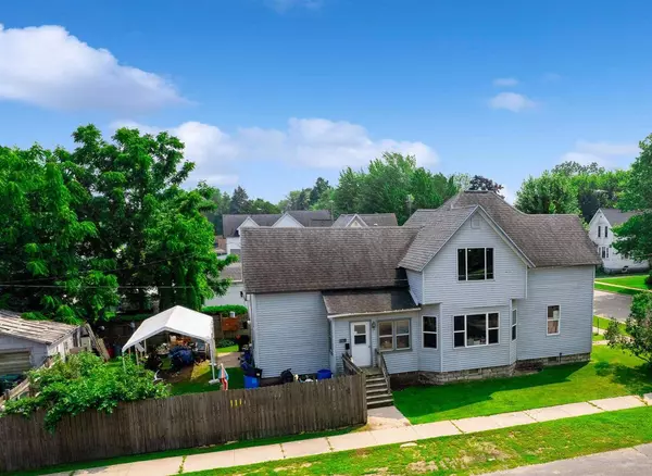 1719 GEORGIA STREET, Marinette, WI 54143