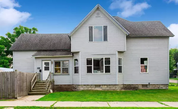 1719 GEORGIA STREET, Marinette, WI 54143