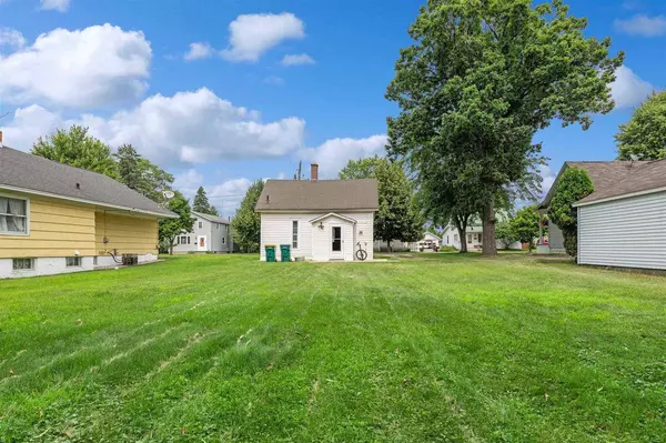 825 JACOBSON STREET, Marinette, WI 54143