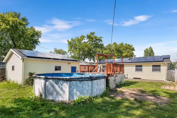 1235 E SYLVAN AVENUE, Appleton, WI 54915