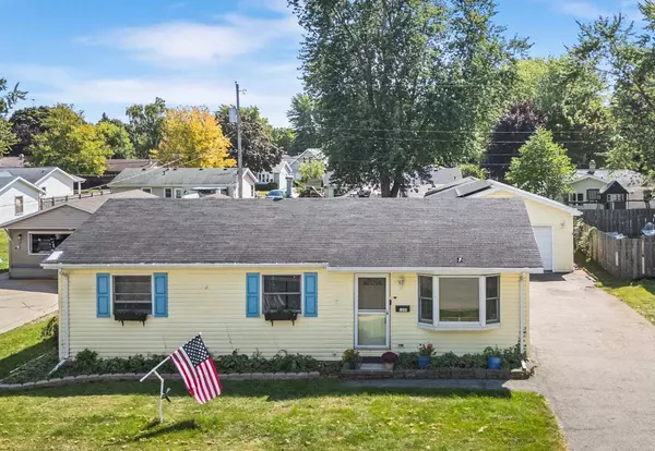 1235 E SYLVAN AVENUE, Appleton, WI 54915