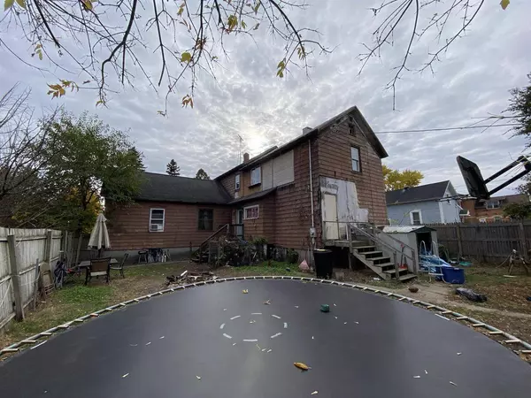 712 7TH AVENUE, Menominee, MI 49858