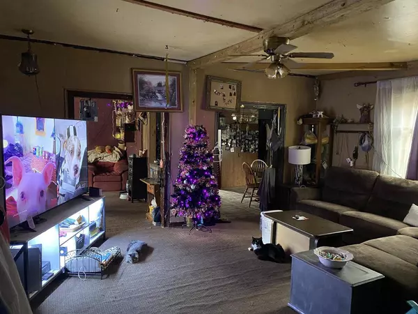 712 7TH AVENUE, Menominee, MI 49858