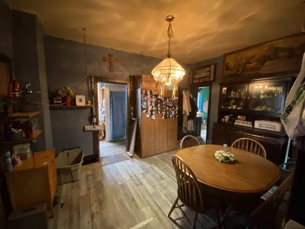 712 7TH AVENUE, Menominee, MI 49858