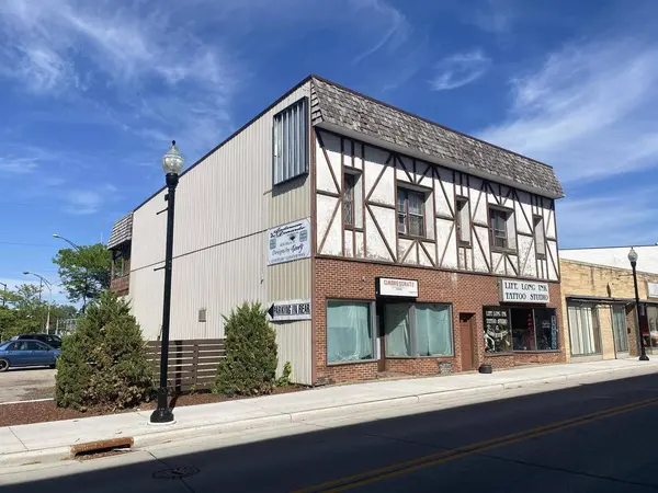 1708 MAIN ST, Marinette, WI 54143
