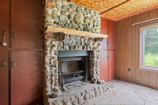 W3035 HALE SCHOOL RD, Peshtigo, WI 54157