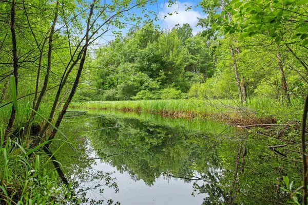 W3017 HALE SCHOOL RD, Peshtigo, WI 54157