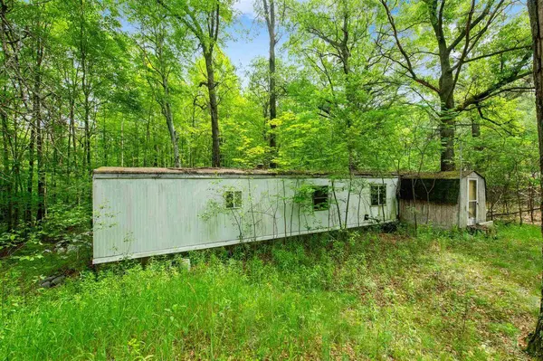 W3017 HALE SCHOOL RD, Peshtigo, WI 54157