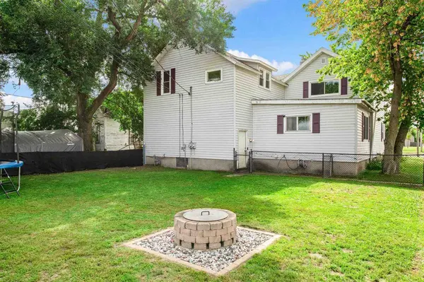 836 MAIN ST, Marinette, WI 54143